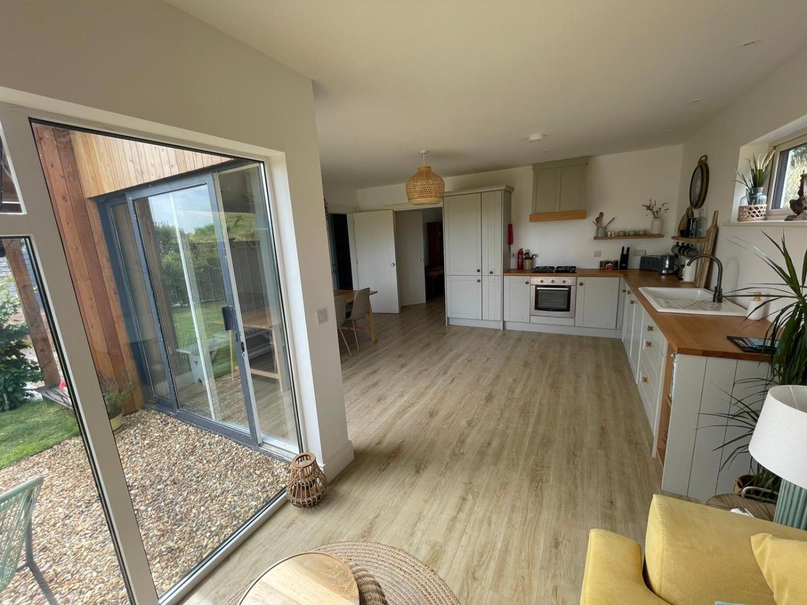 Villa Ocean Breeze Cork Exterior foto